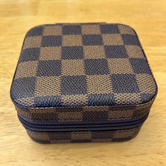 Jewelry Travel Case in Brown Check - Picture 7 of 8